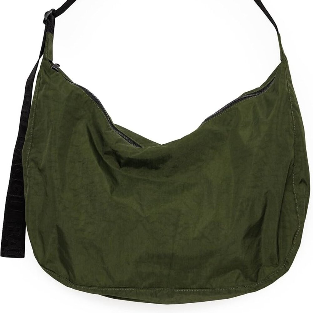 Baggu medium crescent bag - EUC